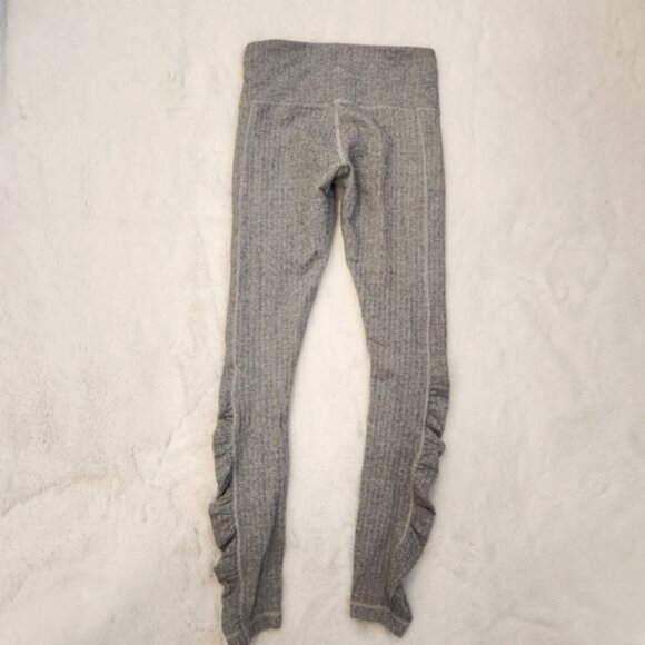 Lululemon Sz 4 Turn Around Tight Leggings Heathered Black White Ruched - Picture 11 of 14